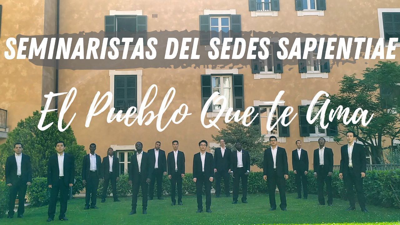 Seminariștii de la Sedes Sapientiae.