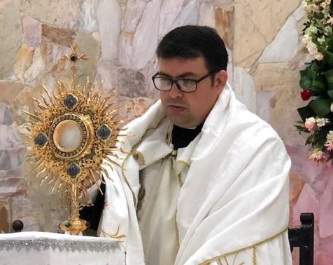 Don Miguel Ángel Duque priester van Venezuela