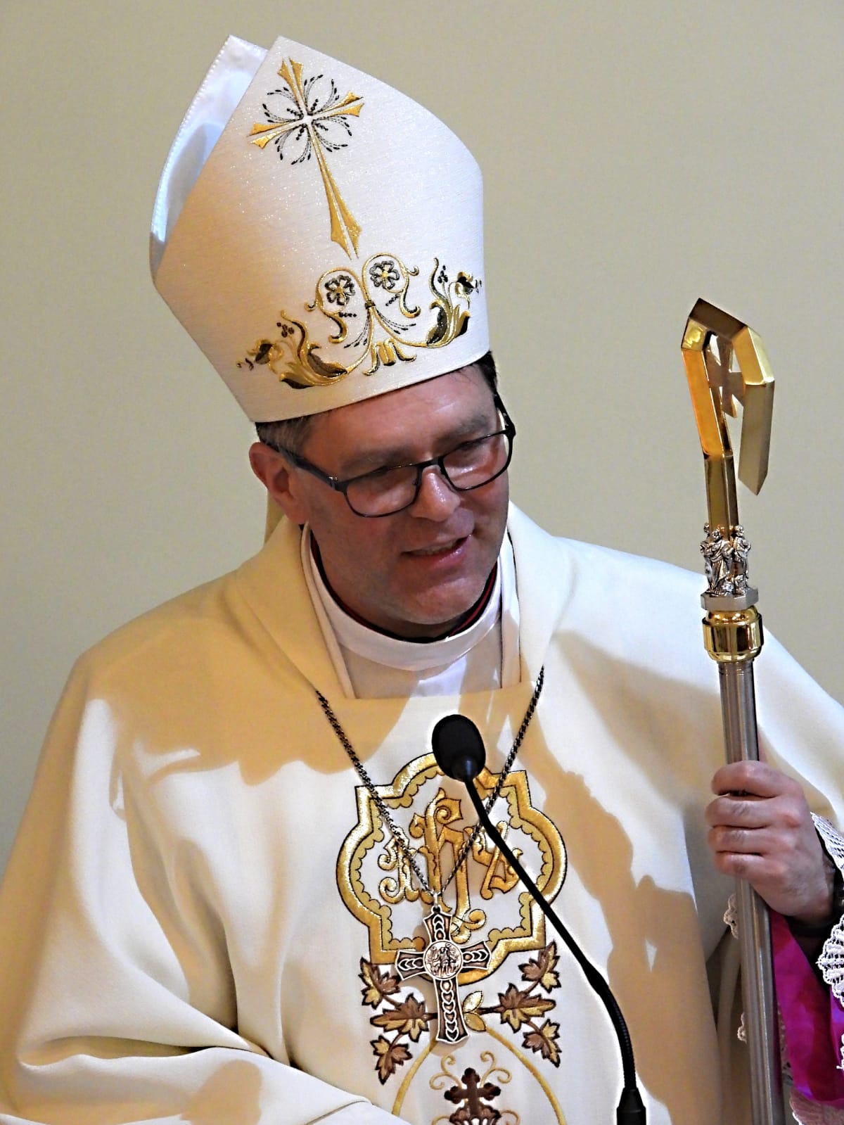 Pastorační cesta CARF - Mgr Jevgenij Zinkovskij, biskup Kazachstánu - Karagandská diecéze