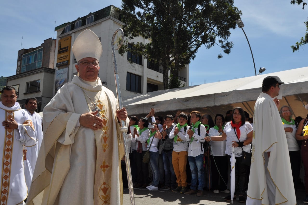 Monseniorul Balbín Tamayo - Episcop de Cartago - Columbia - CARF