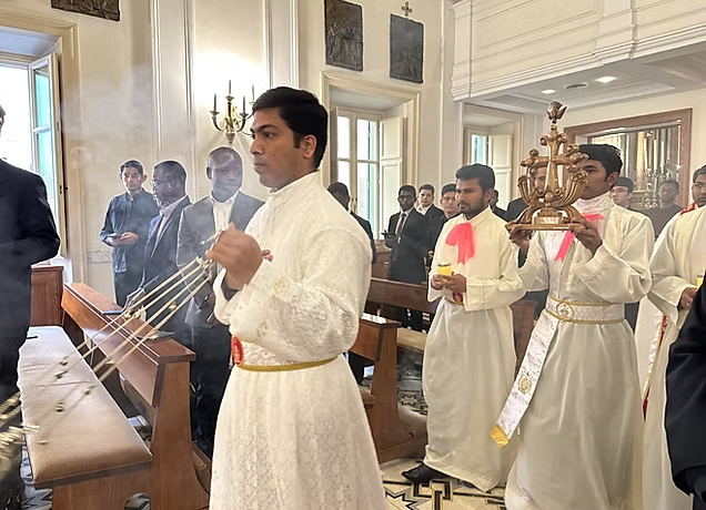 capilla seminario sedes sapientiae roma sacerdotes