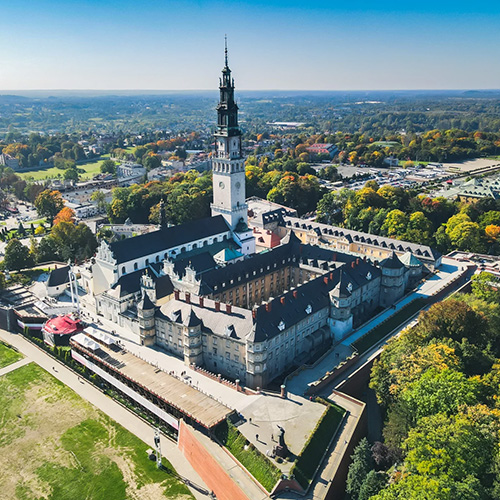 Visita el santuario de Czestochowa con la Fundación CARF