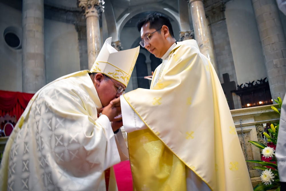 Manuel Guzman Ordenacion Sacerdotal