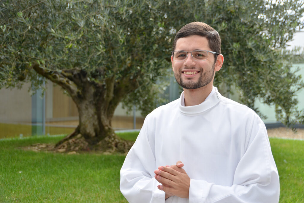 ygor dos santos formacion sacerdotal