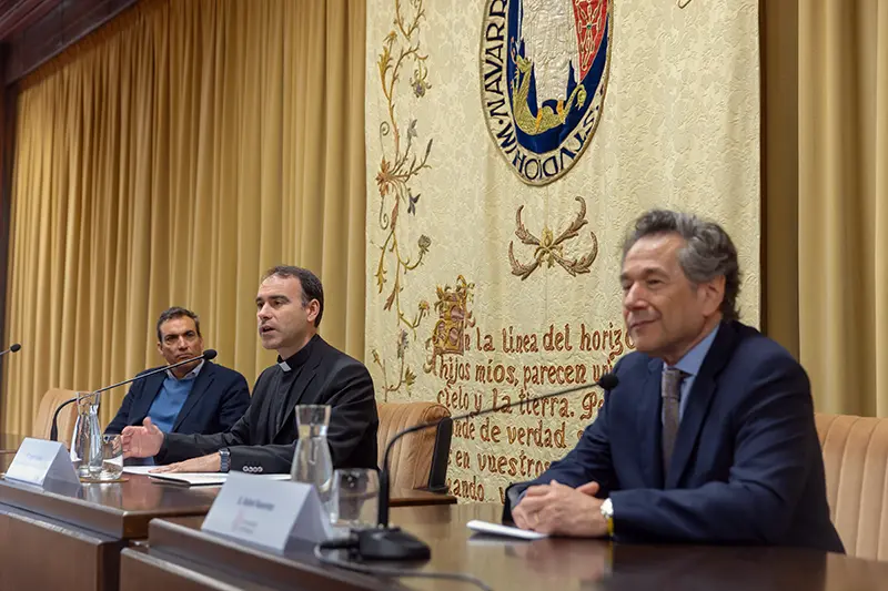 Navarra Ülikooli kiriklikud teaduskonnad Pamplonas