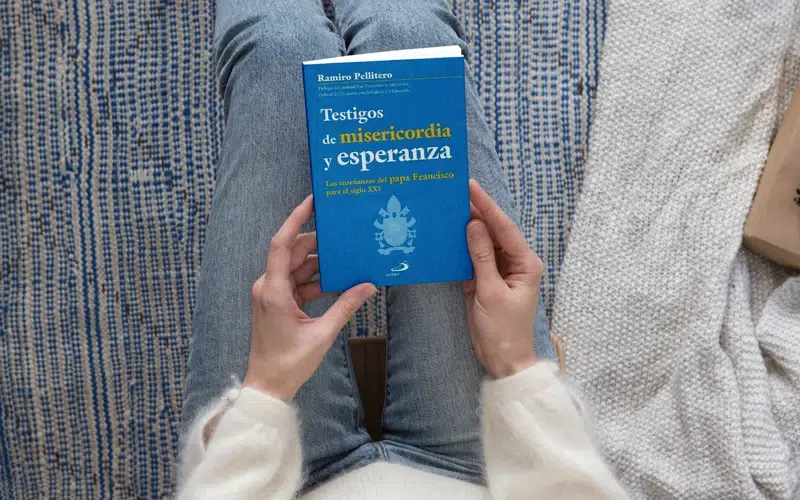 Testigos de misericordia y esperanza