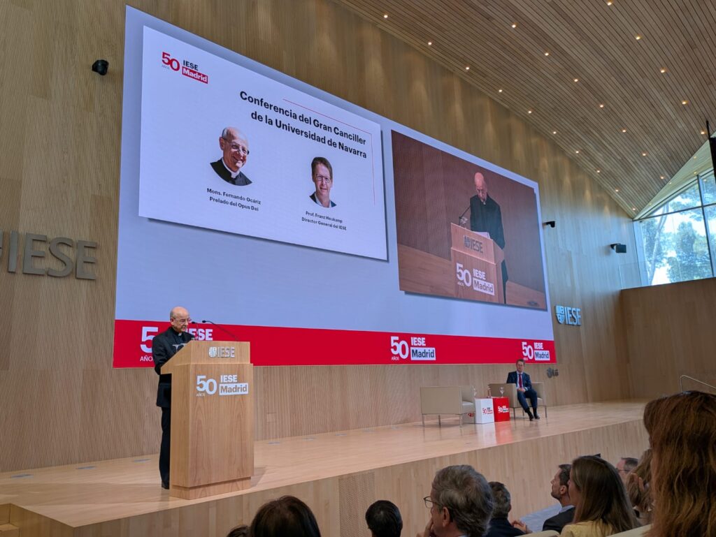 Окариз 50-годишнина IESE Мадрид реч работа3