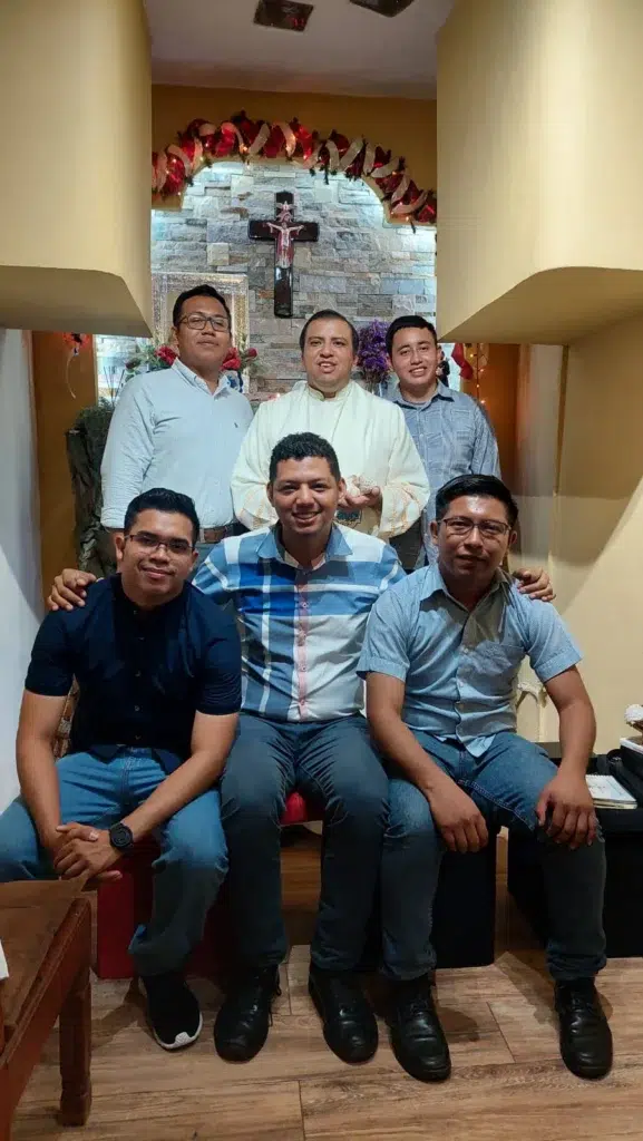 Ángel David, del ateísmo a una vida de entrega 1 Ángel David, ateísmo dios vocación sacerdote