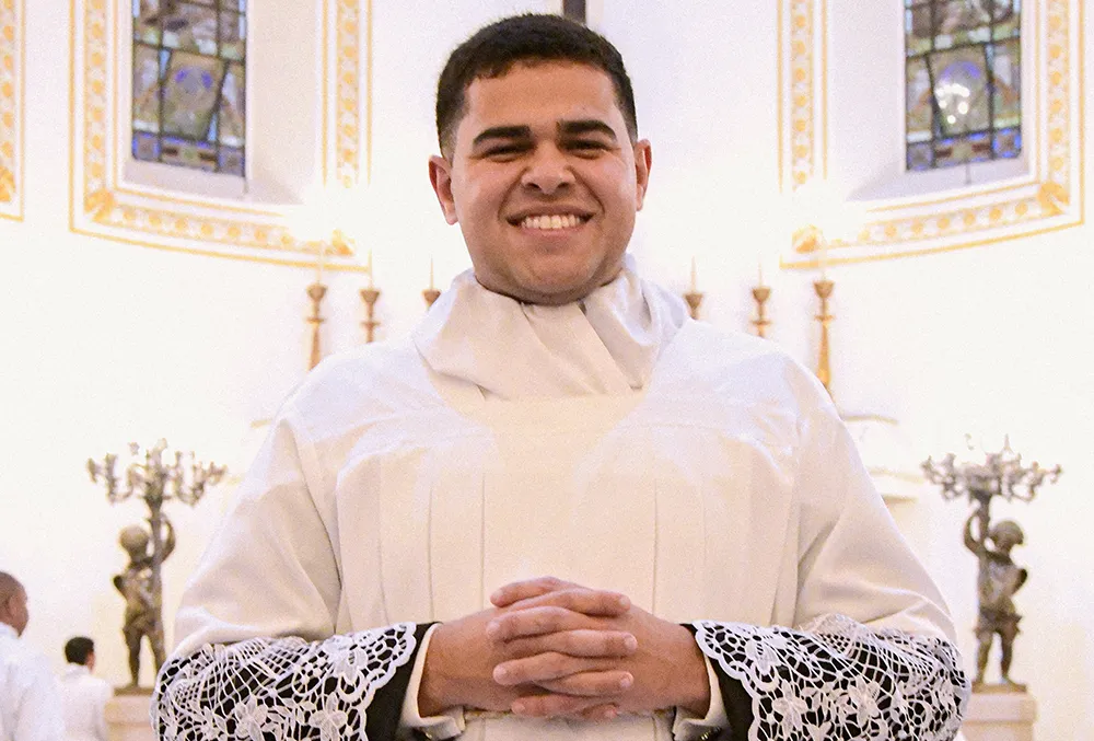 Arthur Cesar feliz de recibir formación sacerdotal en Pamplona gracias a la Fundación CARF