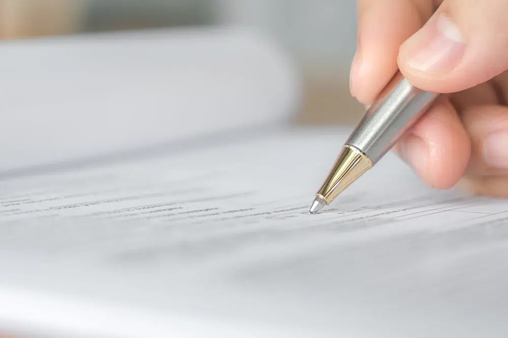 Firma de testamento solidario en España