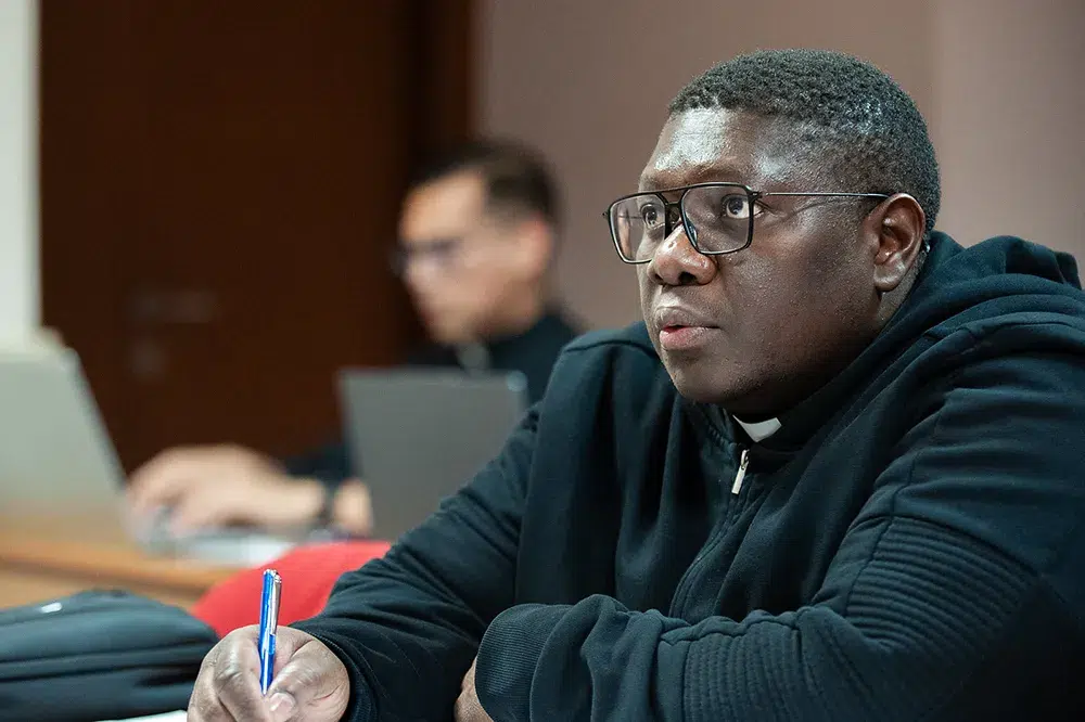 Un legado solidario convierte tu herencia en formación para sacerdotes diocesanos