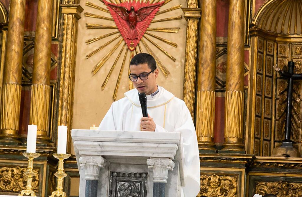 hernando josé bello rodríguez alegría de ser sacerdote Colombia