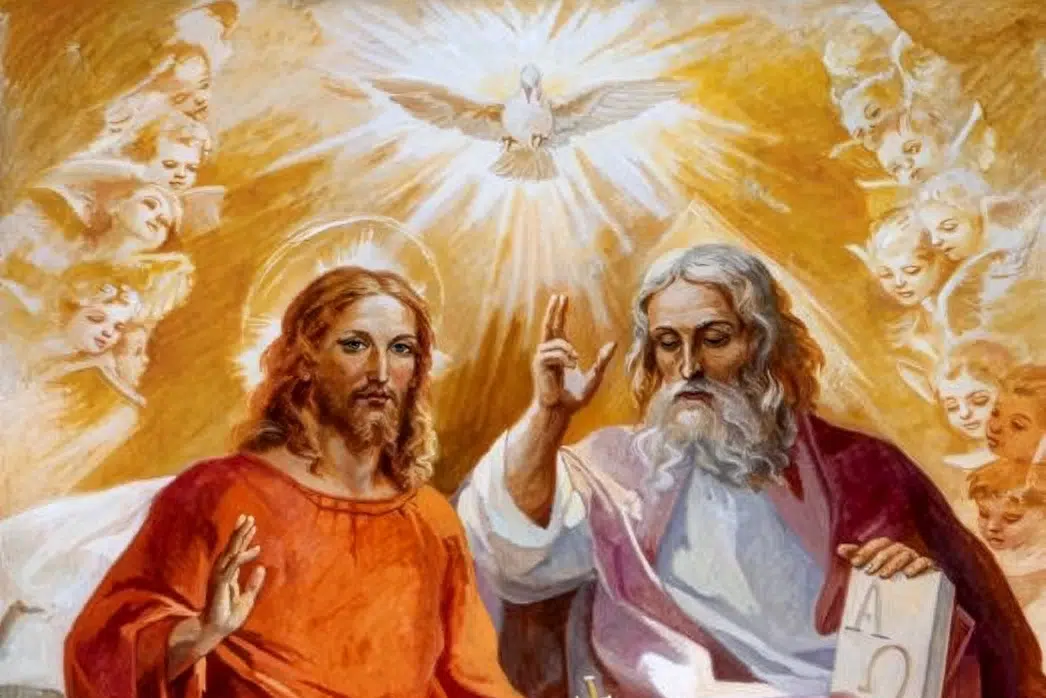 Santísima Trinidad represntada por la figura de Dios, Jesucristo y Espíritu Santo