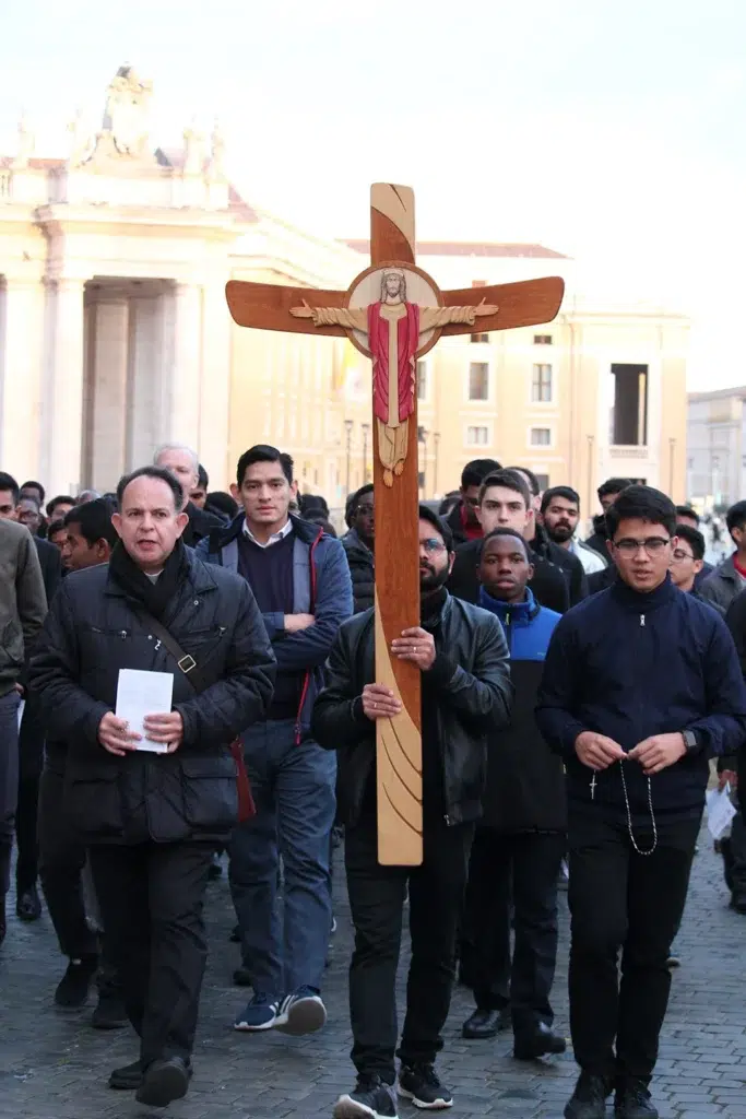 Jovan-Roma-Seminarista-Filipinas-Misa-Dios