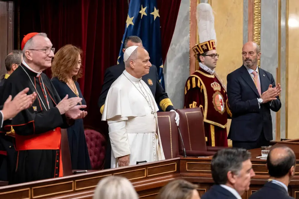 El Papa en el Congreso de los Diputados junto a Pedro Rollán, Francina Armengol y el Secretario de Estado del Vaticano, cardenal Pietro Parolin. Foto: Eduardo Parra / Europa Press