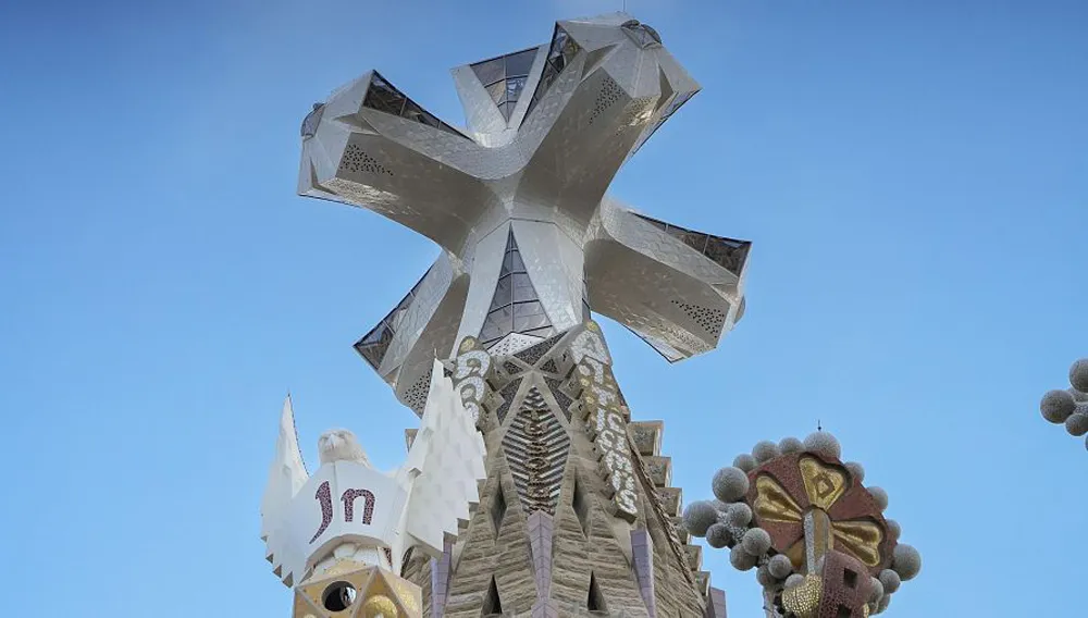 Detalle de la torre de Jesucristo de la Sagrada Familia.