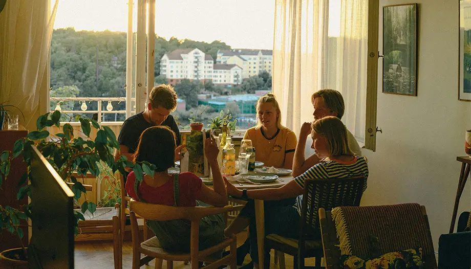 ¿Por qué el futuro de la sociedad se decide en la mesa del hogar?